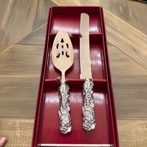 Arthur Court Grape Collection Silver Cake Knife and Pie Serving Set